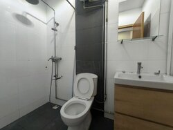 Upper Serangoon Shopping Centre (D19), Apartment #522805901